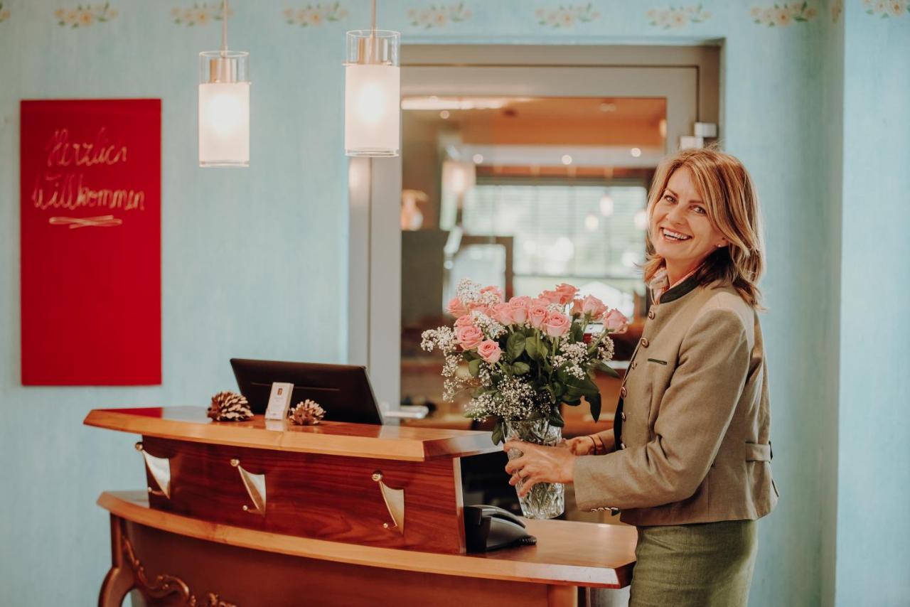 Hotel Bruecklwirt Niklasdorf 외부 사진