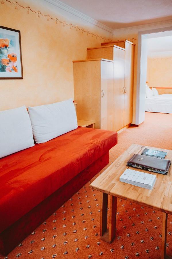 Hotel Bruecklwirt Niklasdorf 외부 사진