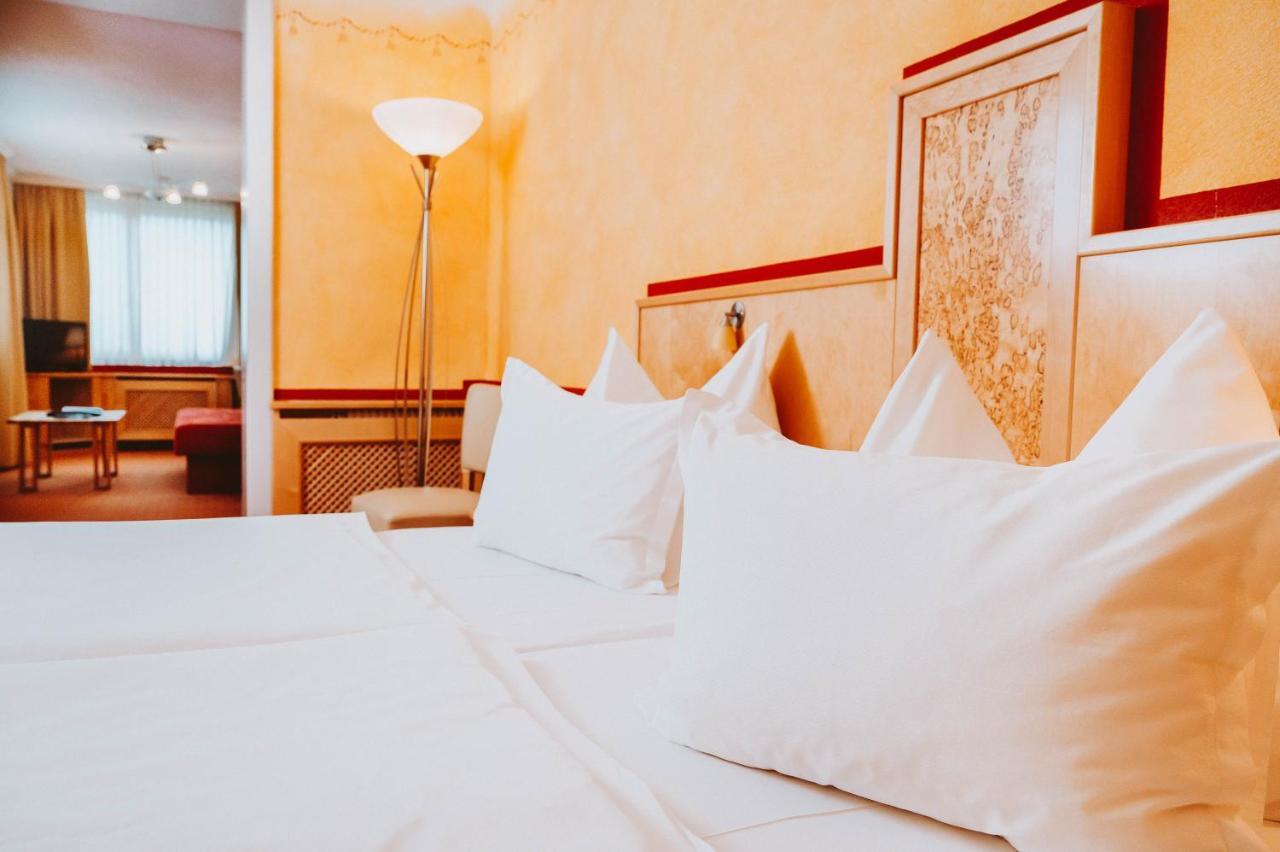 Hotel Bruecklwirt Niklasdorf 외부 사진
