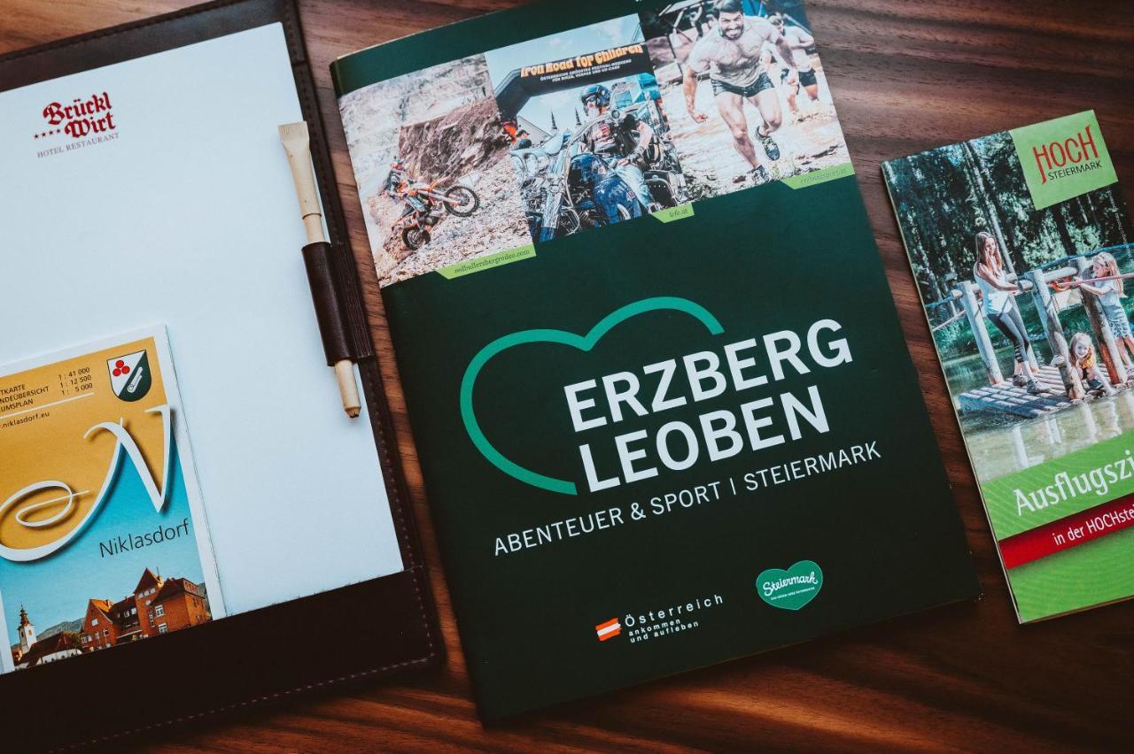 Hotel Bruecklwirt Niklasdorf 외부 사진