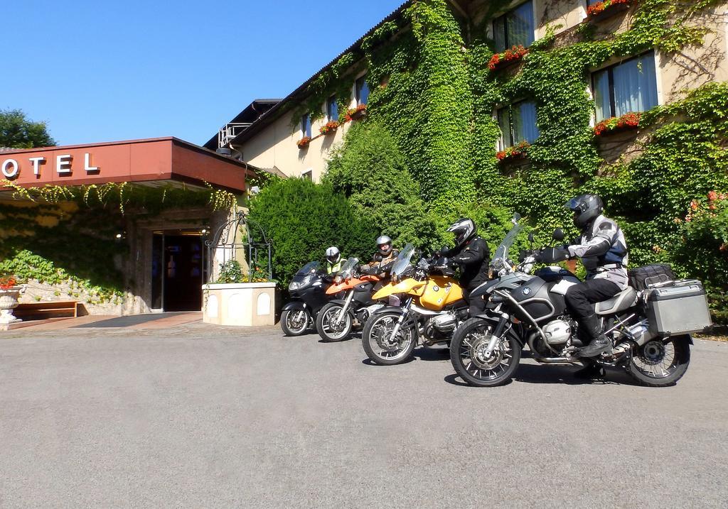 Hotel Bruecklwirt Niklasdorf 외부 사진